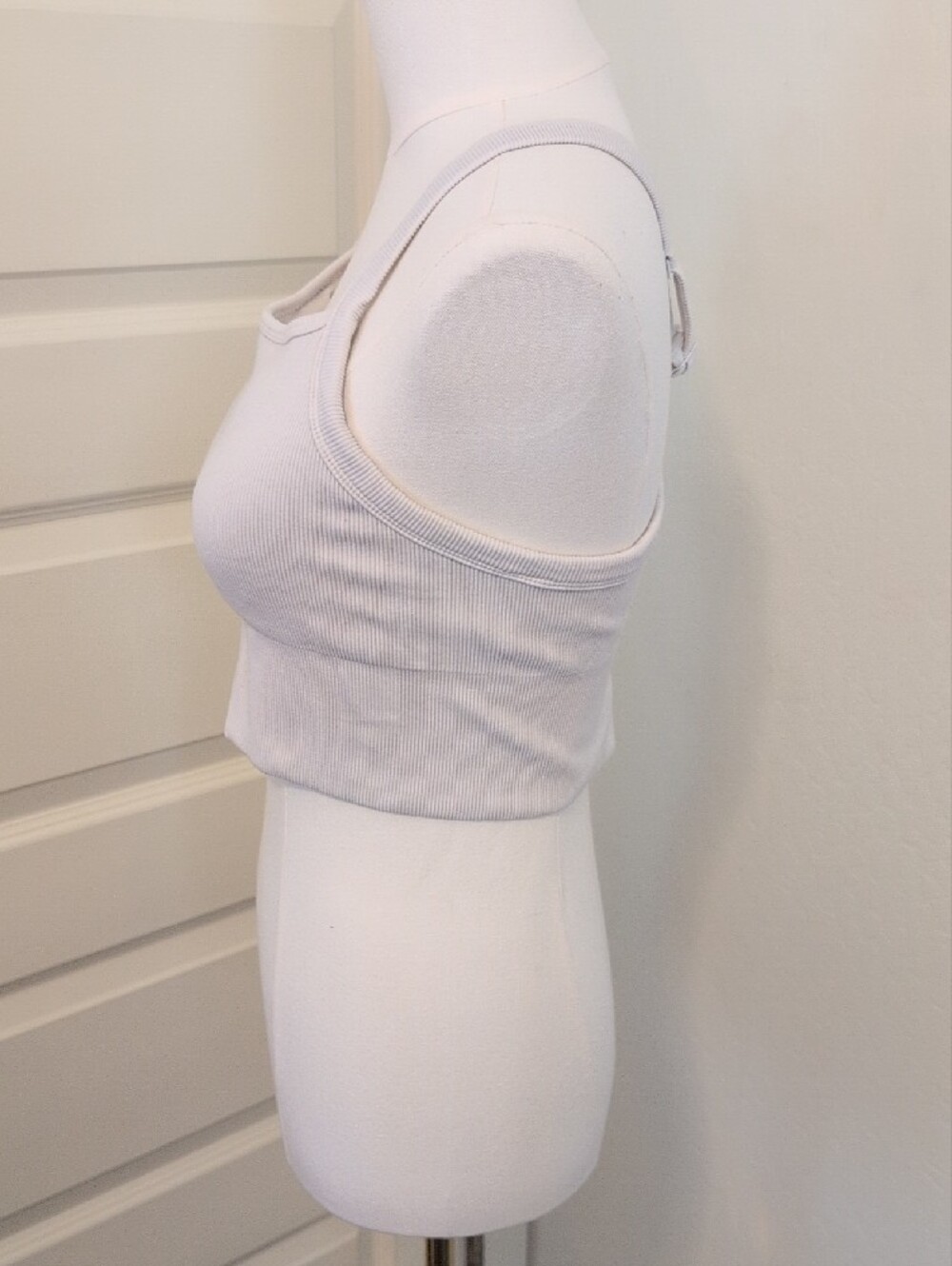 YOGALICIOUS Seamless Rib Illume Tank Bundle of 2 Ribbed Cross Back Bralette XL - Picture 7 of 11